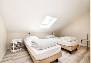 Fine group house with sauna, garden and private bathrooms