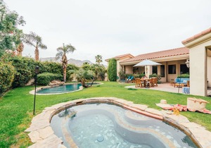 Firefly by AvantStay Spacious Villa w/ Pool, Hot Tub & Mountain Views LIC-067218, 5 bd