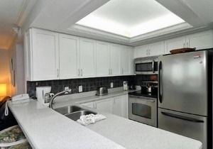 Firethorn 312 - 2 Bedroom Condo with Private Beach with lounge chairs & umbrella provided, 2 Pool.