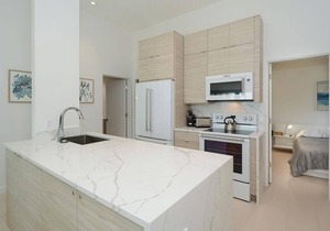 Firethorn 333 - 2 Bedroom Condo with Private Beach with lounge chairs & umbrella provided, 2 Pool.