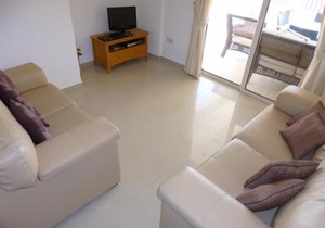 First floor 2 bedroom apartment, large balcony, amazing sea views, communal pool