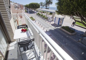 First floor apartment by the beach