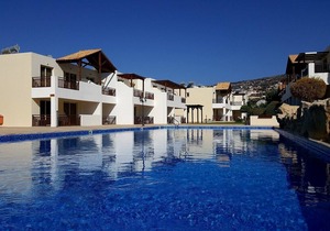 First floor one bedroom apartment, sea & pool view, FREE WIFI