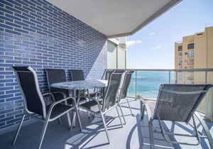 First line/Wifi/Spa/Seaviews/Heated pool/Pets