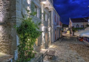 Fiscardonna Luxury Suites