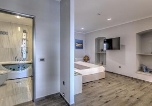 Fiscardonna Luxury Suites