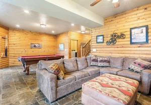 Fisherman's Paradise! Boat Slips & Dock 6Bed @ Luxury Lakefront Chalet Resort
