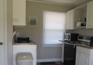 Fisherman's paradise, large covered porch, pet friendly, & close to Beaufort, NC