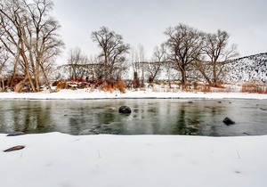 Fisherman's Paradise on Eagle River – 10 Minutes from Eagle Airport