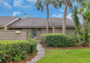Fishermans View - Lakefront and golf course views await your arrival