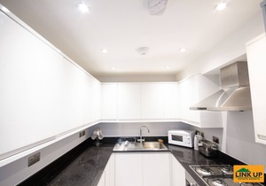 Flat 1, Holden Court