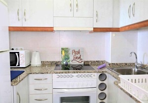 flat 14E Mar2 2 bedrooms