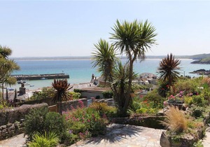 Flat 2, 7 Barnoon Terrace