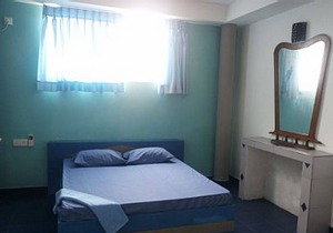 Flat 4 - Fully Furnished Air-conditioned Three Bedroom Apartment in Dehiwala