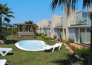 Flat in La Escala with a terrace