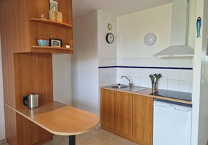 Flat with direct beach access