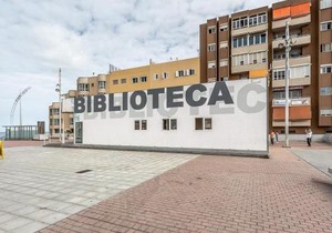 Flatguest Cicer - 3BDR + Balcony + Beach