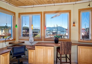 Floating Home in Sausalito! 3 Floors with 2BR 3BA