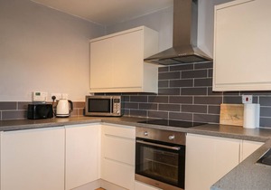 FOINAVEN, pet friendly, with a garden in Aviemore