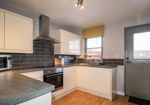 FOINAVEN, pet friendly, with a garden in Aviemore