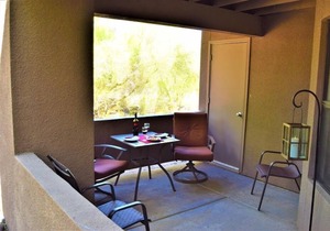 Footloose in the Foothills! Secluded patio off the tastefully decorated condo
