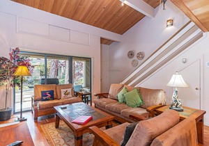 Forest Pines Condo #216 - walk to beaches!
