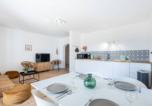 Fortaleza Miramar - two bed downstairs apartment at sea view villa
