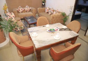 Fortune Home Service Apartment 3Bhk , D-198 Saket