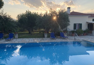 Foufas Houses