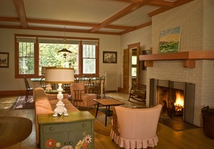 Fountain Point - Brown Cottage
