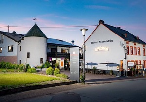 Four-bed room - Hotel Moselsteig eK