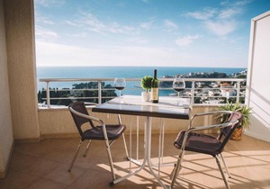 Four bedded studio with kitchen and private sea view balcony