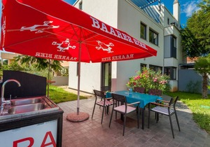 Four bedroom apartment with terrace and sea view Vantačići, Krk (A-19284-a)