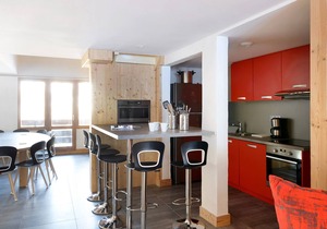 Spacious Ski-In/Out Apartment with Wellness Area - Renovated & Close to Pistes
