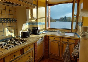 Gite La Roche-Neuville-Saint-Sulpice, 4 bedrooms, 10 persons