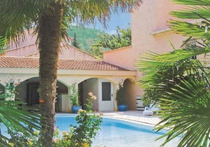 2 bedroom accommodation in St. Marcellin les Vaiso