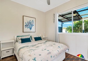 FRANGIPANI COTTAGE: 3 BR, 2 BA House in Wooli, Sleeps 7