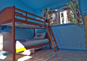 Free 3rd Night thru May! Walk Miles Of Quiet, Pristine Beach... Pet Friendly!