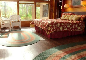 Free 3rd Night thru May! Walk Miles Of Quiet, Pristine Beach... Pet Friendly!