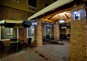 Free Breakfast. Indoor Pool & Hot Tub. Great for Business Travelers!