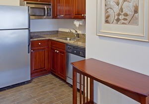 Free Breakfast + Outdoor Pool + 24 Hour Business Center | Close to NASA