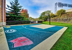 Free Breakfast. Pool and Hot Tub. Downtown Location. Near the University of Wisconsin-Madison!