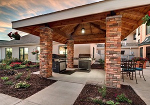 Free Breakfast. Pool and Hot Tub. Downtown Location. Near the University of Wisconsin-Madison!