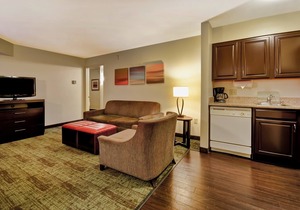 Free Breakfast. Pool and Hot Tub. Downtown Location. Close to the University of Wisconsin-Madison!