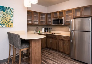 Free Breakfast. Pool. Gym. Great for Business Travelers!