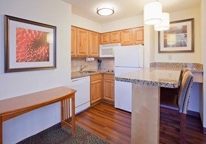 Free Breakfast. Pool & Hot Tub. Gym. Near Albertville Premium Outlets!