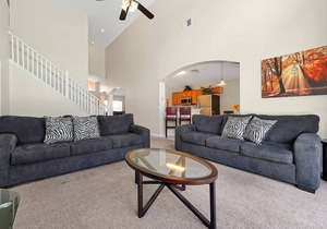FREE POOL HEAT Spacious 4 Bedroom Resort Home with Private Pool