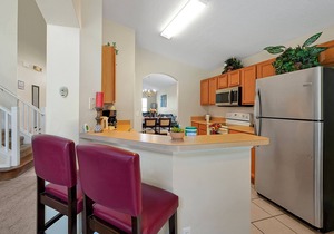 FREE POOL HEAT Spacious 4 Bedroom Resort Home with Private Pool