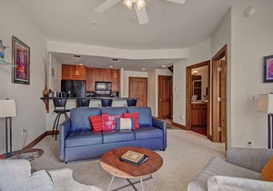Free SkyCard Act-Fitness Center, Gas Fireplace - Highland Greens Lodge 305