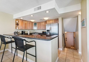 FRESH PHOTOS! Updated 4 Bed/3 Bath Oceanfront Resort Villa!